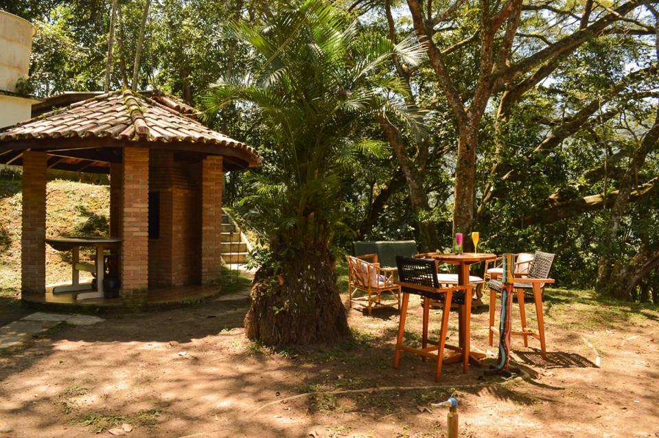 Escama De Peixe Casa Da Montanha Casa de hóspedes *